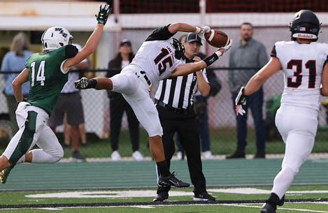Football: Wisconsin Lutheran College Warriors vs  Lake Forest College Foresters