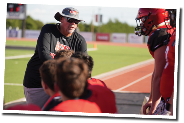 Preseason Scrimmage, Lubbock-Cooper vs  Midland  Photo by: Aaron Baxter