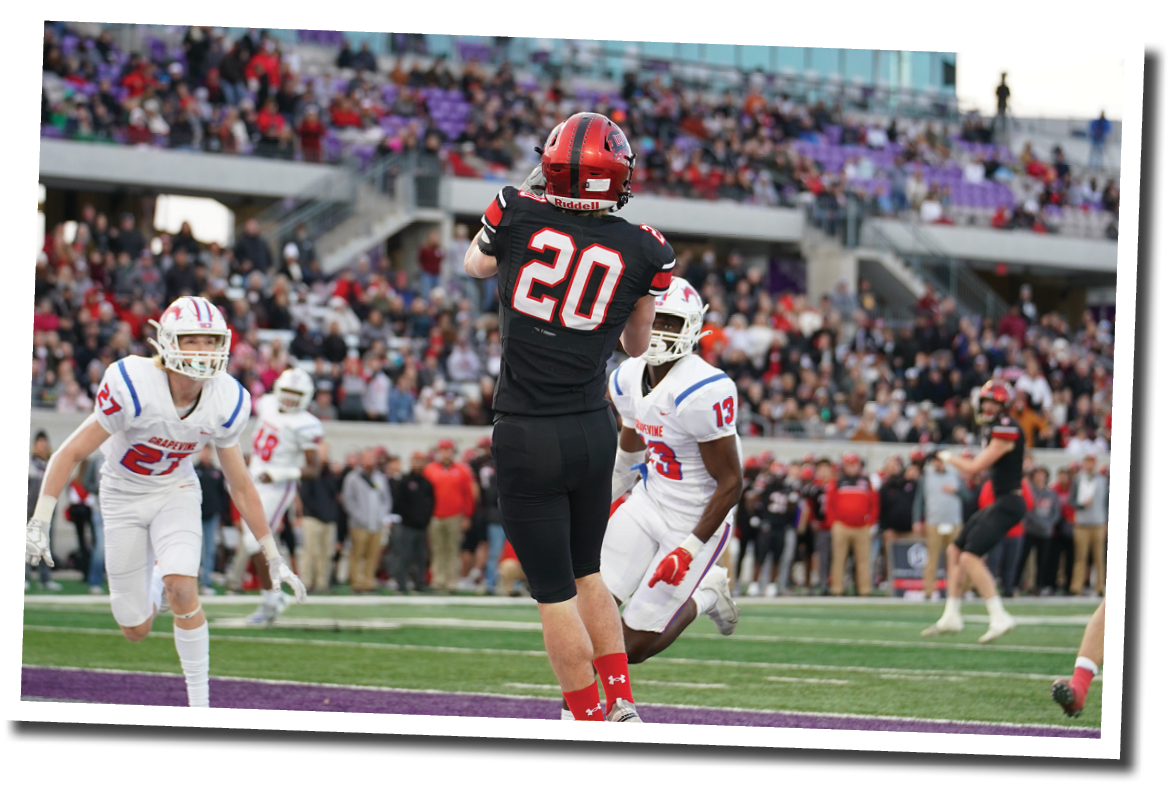 Cooper Morris (20) grabs an easy touchdown pass  Lubbock-Cooper vs  Grapevine  Photo by: Aaron Baxter