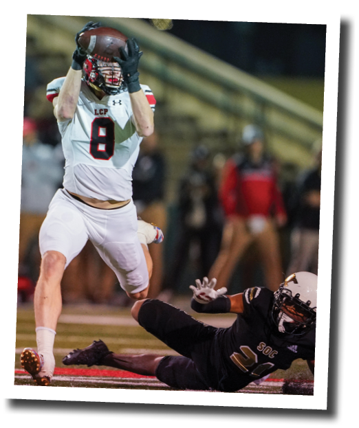 Brady Barnett catches a pass  5A Division 2 State Semi-Final, Lubbock-Cooper vs  South Oak Cliff  Photo by: Aaron Baxter