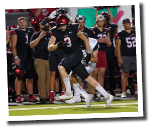 Brady Barnett (8) shrugs off a defender on his way to the endzone  Lubbock-Cooper vs  Andrews  Photo by: Aaron Baxter